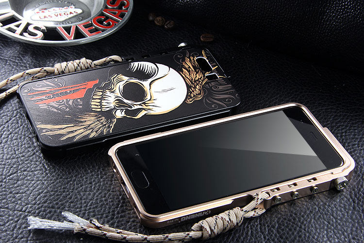 KANENG Mechanical Arm Trigger Aluminum Bumper Metal Frame 3D Cameo Back Cover Case for Huawei P10 & Huawei P10 Plus