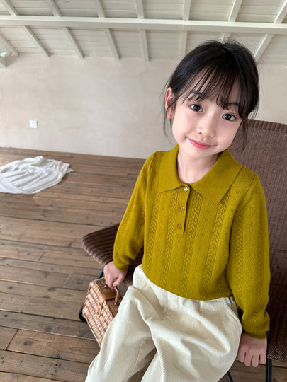 Spring, autumn and winter new children's clothing, medium and large children's avocado green sweater, boys' and girls' sweater tops, solid color, Japanese parent-child