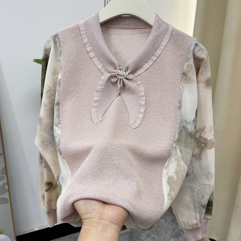 O'rta yoshdagilar uchun bahorgi moda trikotaj uzun yengli ko'ylak