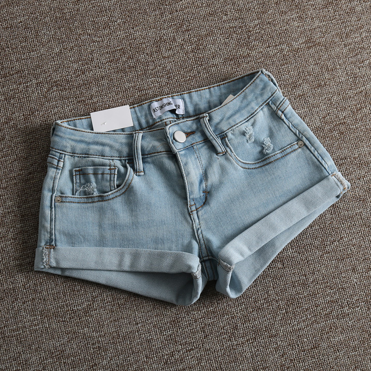 Super Long Legs, European and American Street Style, Vintage Distressed Slim-Fit Low-Waist Rolled Hem Butt-Lifting Denim Shorts for Women