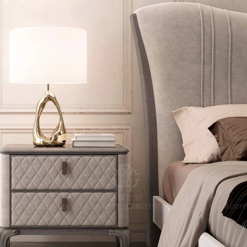 Light Light Luxury Modern Minimalist Atmosphere 1.8 Деревянная высокая спина технологии ткань ткань матовая мода серая двуспальная кровать