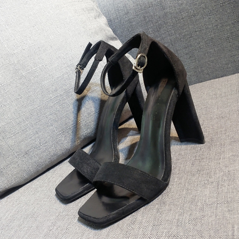 2026 Spring/Summer New Korean Style Open-Toe Ankle Strap Square-Toe Sandals for Women with Chunky Heels, Versatile Suede Ultra-High Heels 2026 Spring/Summer New Korean Style Open-Toe Ankle Strap Square-Toe Sandals for Women with Chunky Heels, Versatile Suede Ultra-High Heels