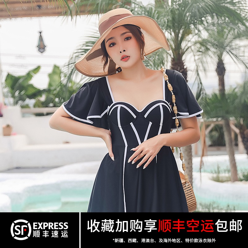 Black and white swimsuit women's 2020 new sexy big size fat mm200 pounds cover belly thin steel tray large cup hot spring