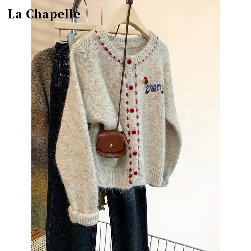 La Chapelle Round Neck Long-Sleeved Knit Sweater with Dog Embroidery for Women, Winter Base Layer Sweater, Soft and Casual Pullover Top
