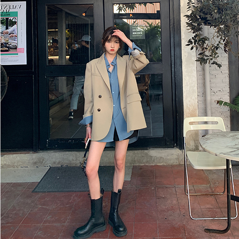 Small suit jacket 2022 Spring and autumn new Korean version Advanced design feeling retro net red wind loose western suit female blouse