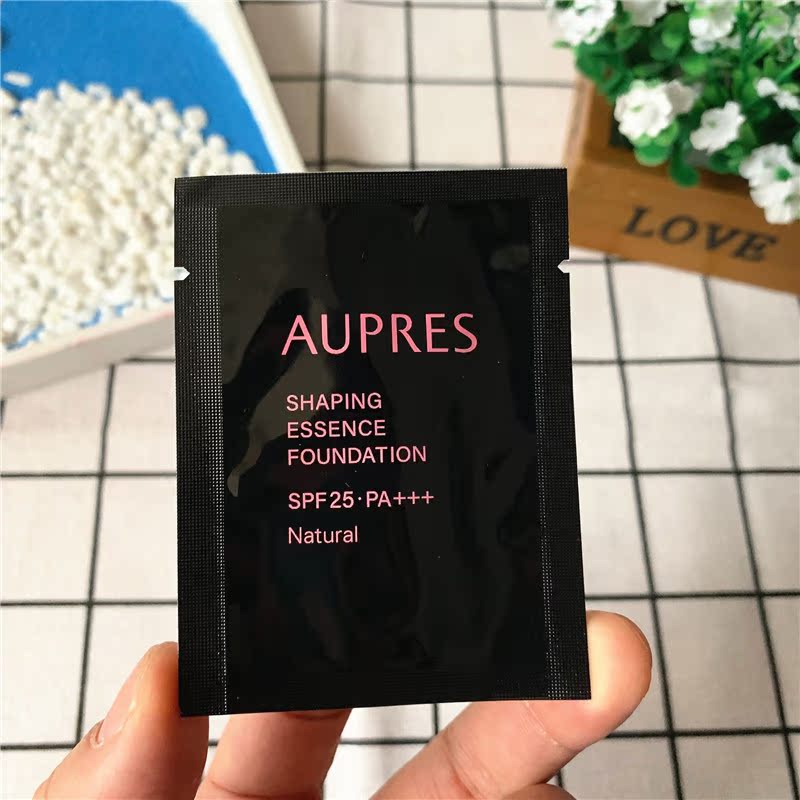 Mẫu truy cập! Kem dưỡng da Oupole Firming 103 # Natural 7g Half Essence Half Foundation - Nền tảng chất lỏng / Stick Foundation kem bb hàn quốc