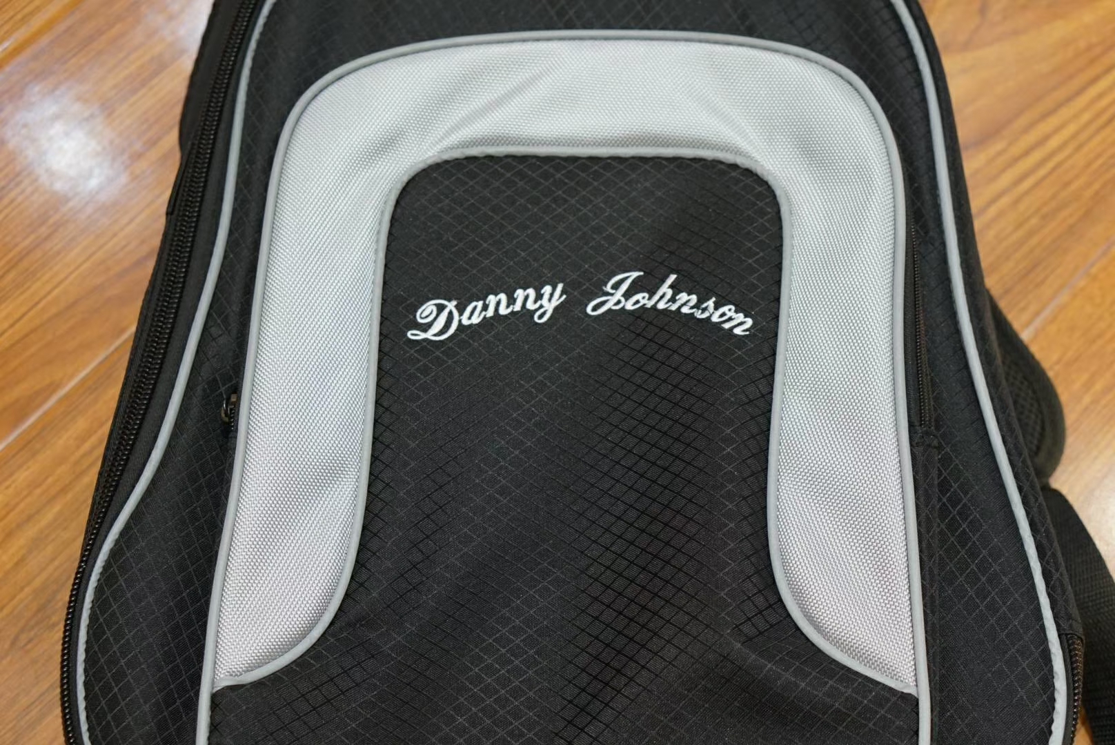 Danny Jiangsen classical guitar bag