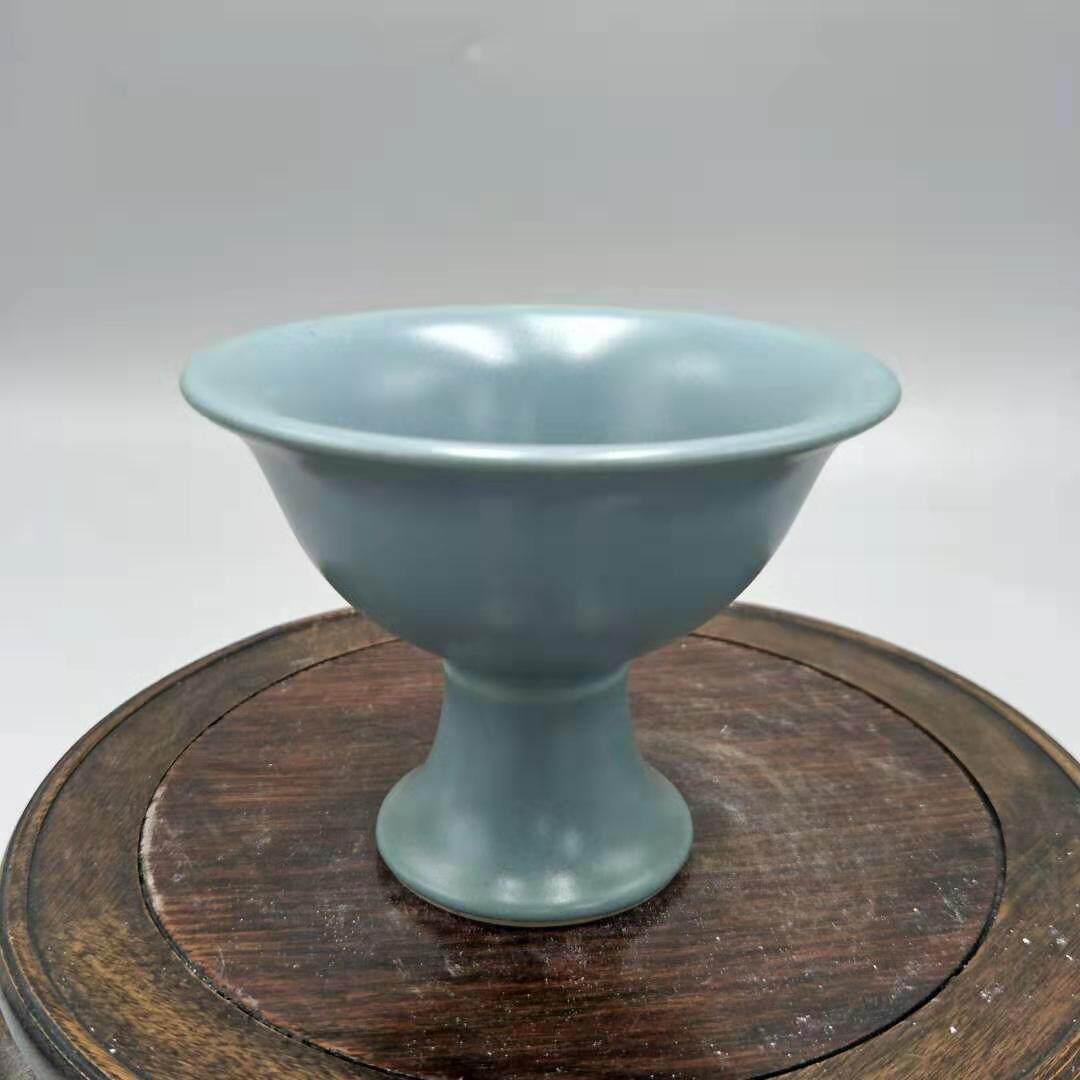 Ming Imitation Song Ru Kiln Green Glaze all hand made with high foot cups Antiquity ancient play Old stock Old stock Imitation Antique Porcelain Collection-Taobao