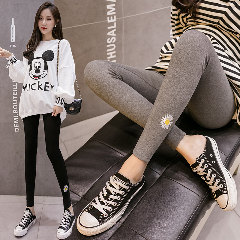 Pregnant women's underwear, autumn clothes, net red, daisy fashion, all-match cigarette pants, pregnant women's pants, autumn outer wear trousers