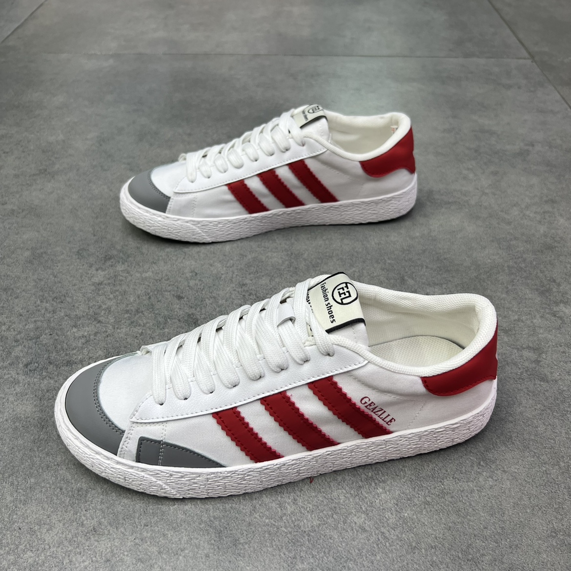 Summer men's models 2022 new trends 100 hitchhiking shoes casual soft-bottom comfort fast hand popular homo young shoes