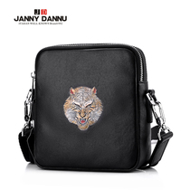 2020 new mens shoulder bag mens bag leather mens messenger bag oblique shoulder bag tide brand chest bag mens small backpack satchel