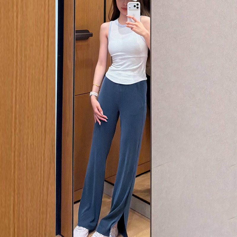 Soft Drapey Flared Sports Pants. the Drape Is Amazing, and the Atmosphere Is Directly Enhanced!