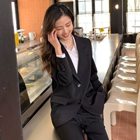 (Одинокий) костюм четыре сезона