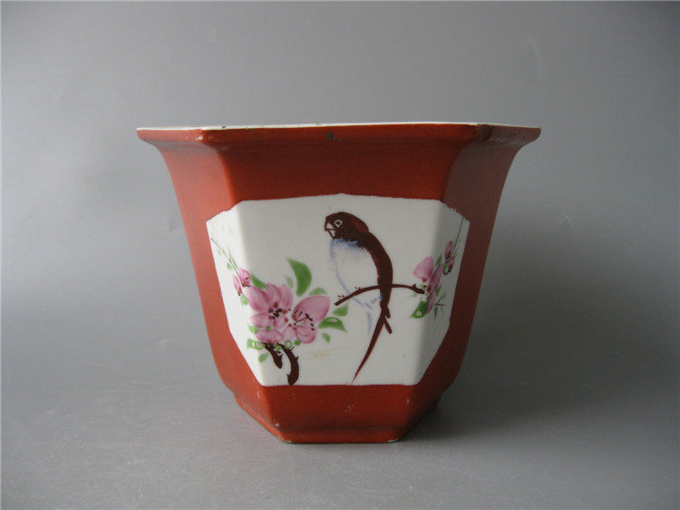 After liberation, the Cultural Revolution porcelain ceramic hand-painted red glaze flower and bird flower pot old bonsai succulent pot potted plant ornaments nostalgic