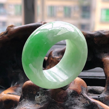 Emerald ice seed floating mung bean green jade ring bracelet