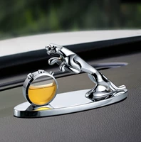 Дикий гепарда-сильный серебро