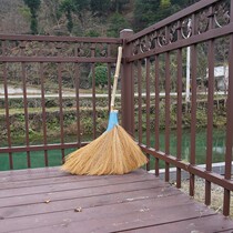 Old style broom bamboo handle iron tree gold silk grass sweep to sweep the courtyard broom sweep to prepare the outdoor patio handmade countryside