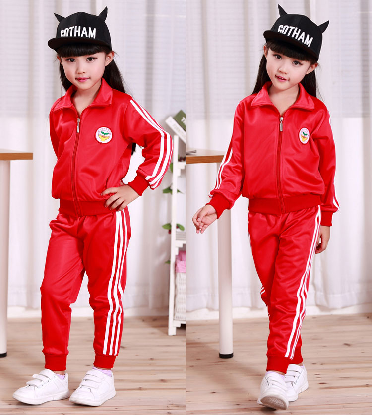 Mẫu giáo vườn dịch vụ mùa xuân và mùa thu bộ mùa đông trường tiểu học trẻ em đồng phục học sinh giáo viên thể thao tùy chỉnh màu đỏ bông lớp dịch vụ áo thun đồng phục đẹp cho bé