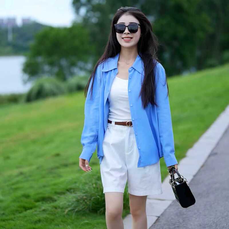 Klein Blue Sky Sunscreen Shirt for Women 2026 Spring/Summer New Long-Sleeve Cardigan with a High-End Feel, Thin Trendy Jacket