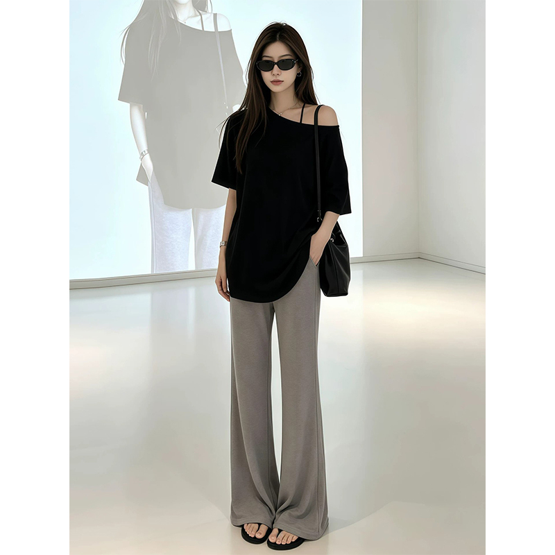 Trendy Hot Girl Style Fashion Age-Reducing Outfit for Women, Summer 2026 New One-Shoulder Short-Sleeve Top and Wide-Leg Pants Versatile Internet Celebrity Two-Piece Set