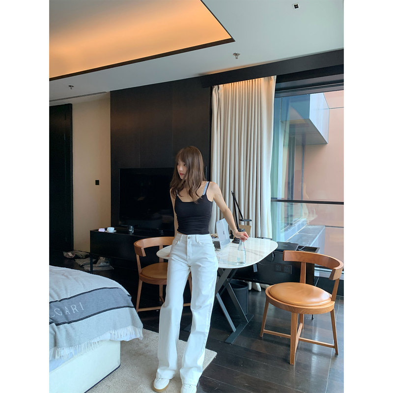 Pd's Greatest Work Is the Versatile Black and White Straight-Leg Mid-Low Waist Classic Stretch Jeans 0006 Pd's Greatest Work Is the Versatile Black and White Straight-Leg Mid-Low Waist Classic Stretch Jeans 0006