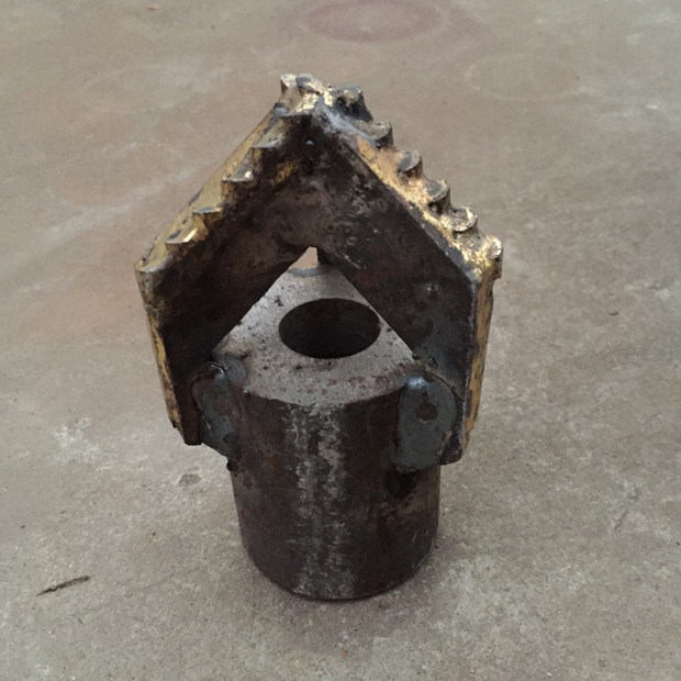 Drilling alloy scraper drill bit Geological carbide three-leaf drill bit Special mud mixer for mud layer opening