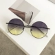 Hàn Quốc chic chic kính gió nữ retro kính tròn gọng kính tròn mặt đỏ với cùng một đoạn kính râm thời trang