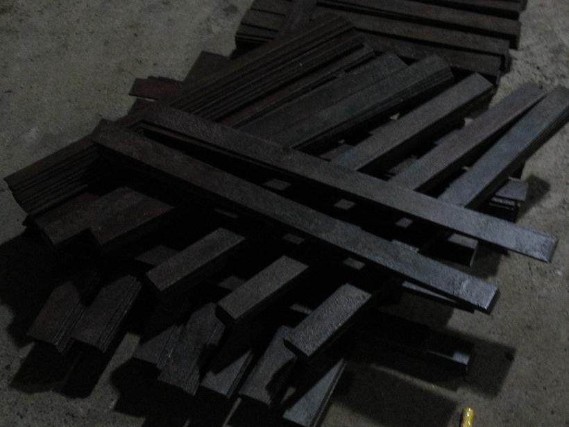 Ultra-hard front steel strip black leather knife strip sweater 500 * 32 * 3 3-Taobao