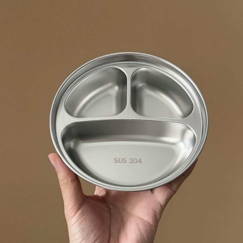 Food-Grade 304 Stainless Steel Children's Round Dinner Plate, Small Dish, Baby Kindergarten Divided Fruit Plate, Dinner Plate Food-Grade 304 Stainless Steel Children's Round Dinner Plate, Small Dish, Baby Kindergarten Divided Fruit Plate, Dinner Plate
