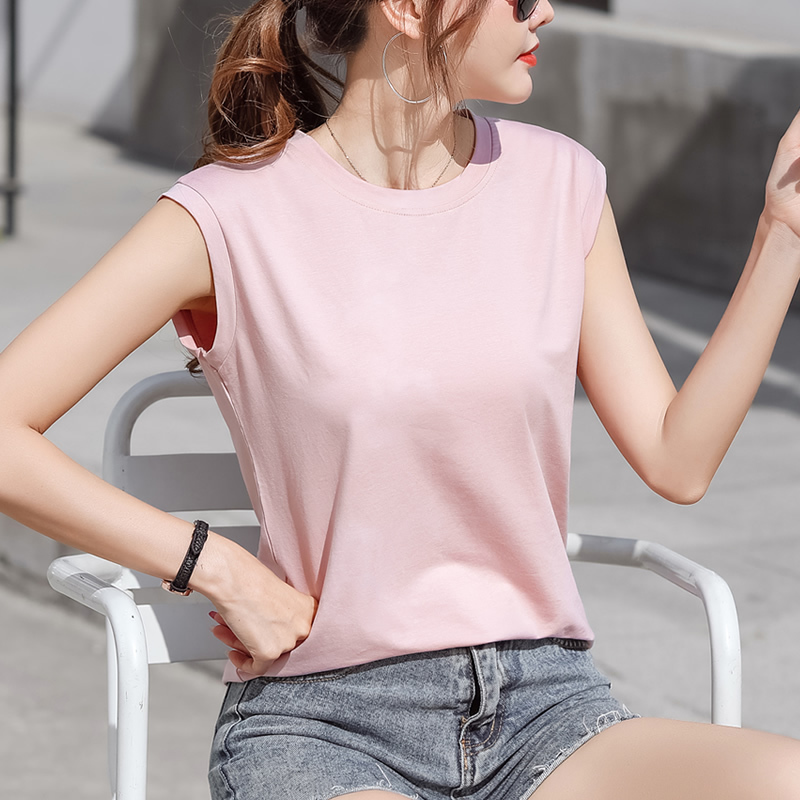 Cool and Drapey Sleeveless T-Shirt for Women, New Summer Style, Wide Shoulder Straps, Thin Vest, Loose Fit, Suitable for Outerwear, Sports, and as a Base Layer