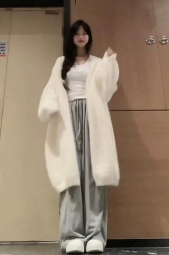 Длинный бархатный свитер, куртка