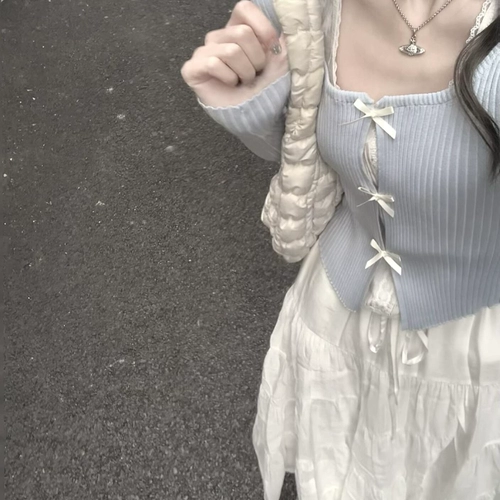 Весенний сексуальный синий трикотажный свитер с бантиком, футболка, облегающий крой