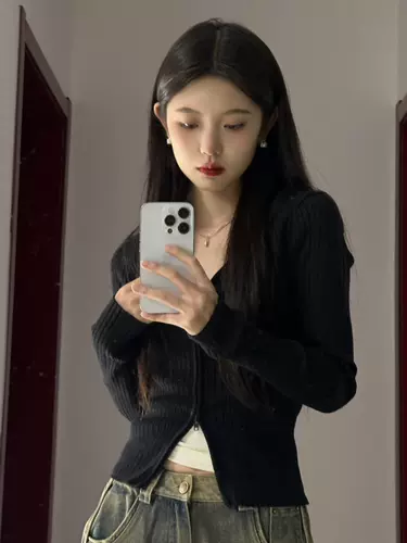 Черный трикотажный свитер, осенняя демисезонная куртка, приталенный базовый кардиган, изысканный стиль