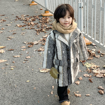 Boys lambswool coat 2023 autumn and winter new style childrens velvet thickened coat baby mid-length woolen coat trendy