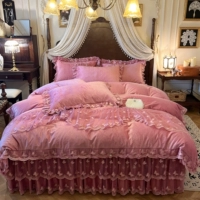 Сянше Лиин-Роза Красная