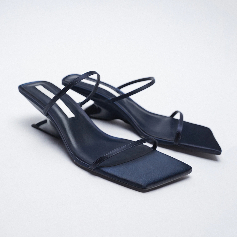 European and American New Style Summer One-Strap Sandals for Women, Versatile Open-Toe Mid-Heel Fashion Roman Wedge Sandals European and American New Style Summer One-Strap Sandals for Women, Versatile Open-Toe Mid-Heel Fashion Roman Wedge Sandals