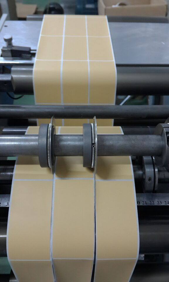 Color Coated Paper 100*150 Cowhide Brown Brown Self-Adhesive Barcode Label Sticker in Stock
