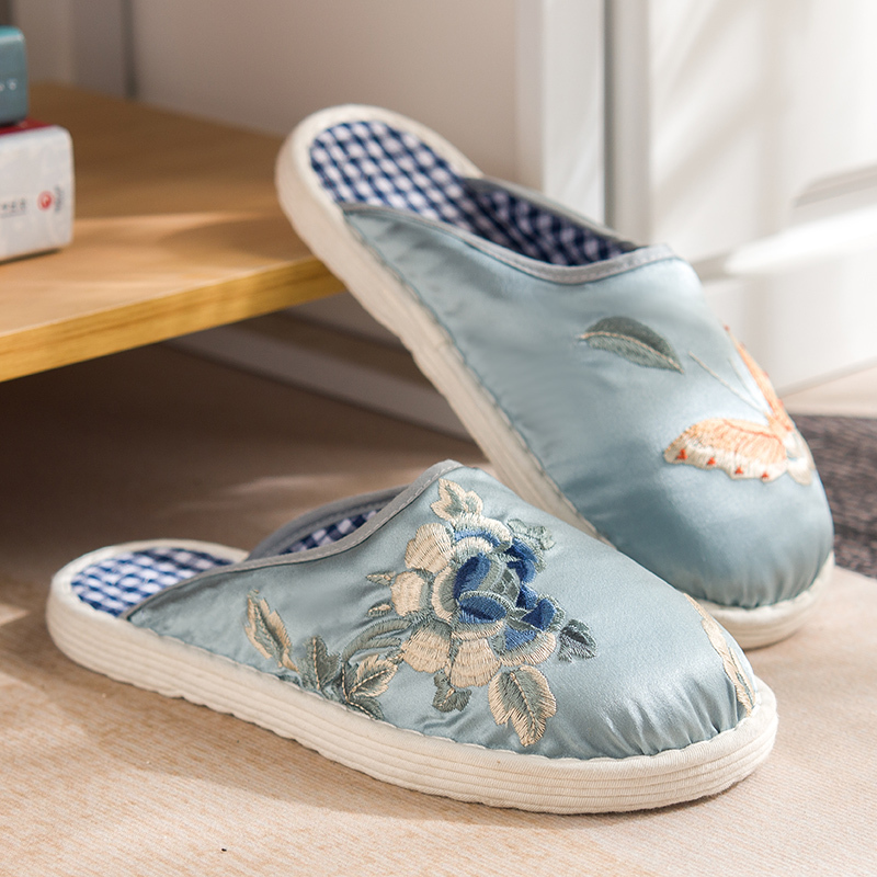 Soft-Soled, Silent, All-Season Closed-Toe Slippers for Women, Spring and Autumn Style, Office Fabric Flat-Soled, Multi-Layered Sole, Handmade Cloth Shoes