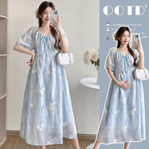 Summer new style heavy-duty embroidered floral elegant fashion versatile short-sleeved dress mid-length loose and loose