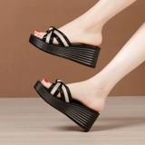 Золотые слайдеры на высоком каблуке, тапочки, летняя модная обувь на платформе, большой размер