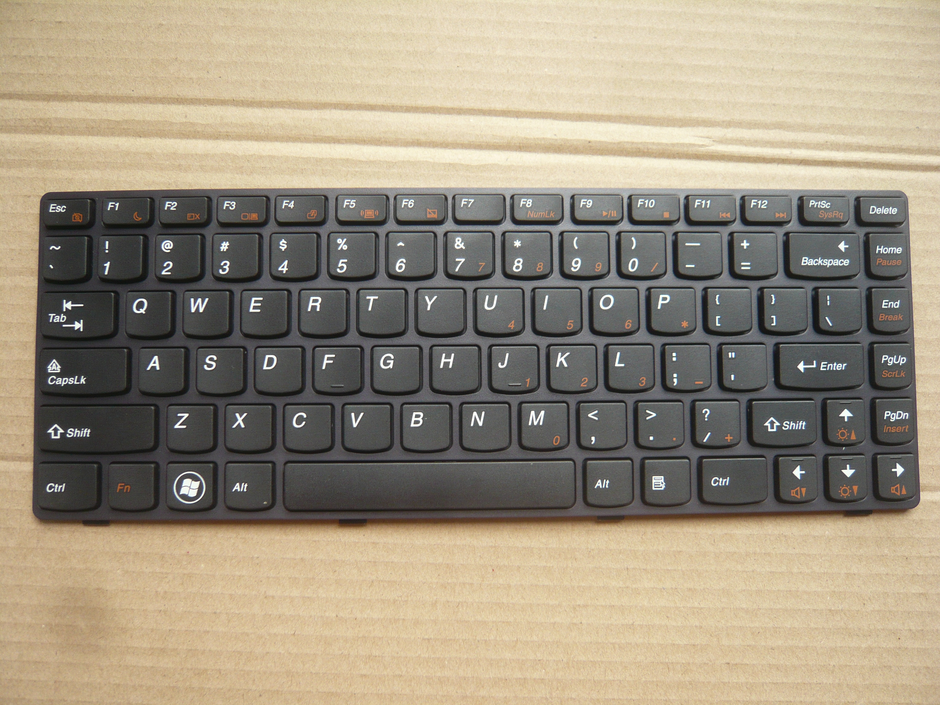 LENOVO 25203214 PK130MZ3A00 T2Y8-US original English keyboard