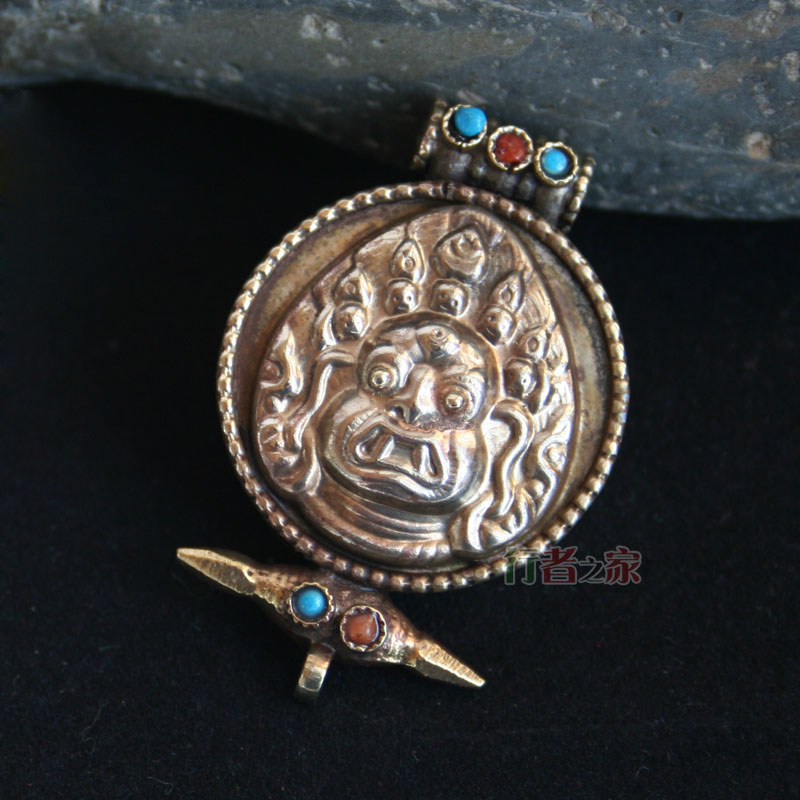 Nepal Tibetan silver Gawu box Tibetan Gawu box necklace pendant Gawu box pendant for men and women