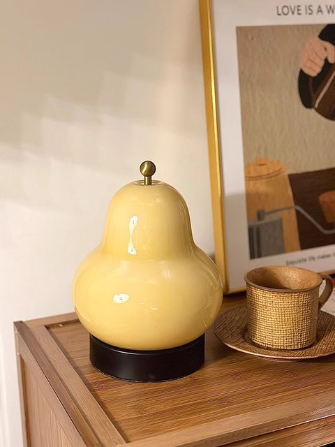 Cream Pear Table Lamp French Vintage Bedroom Bedside Touch Portable Ambiance Night Light Birthday Gift
