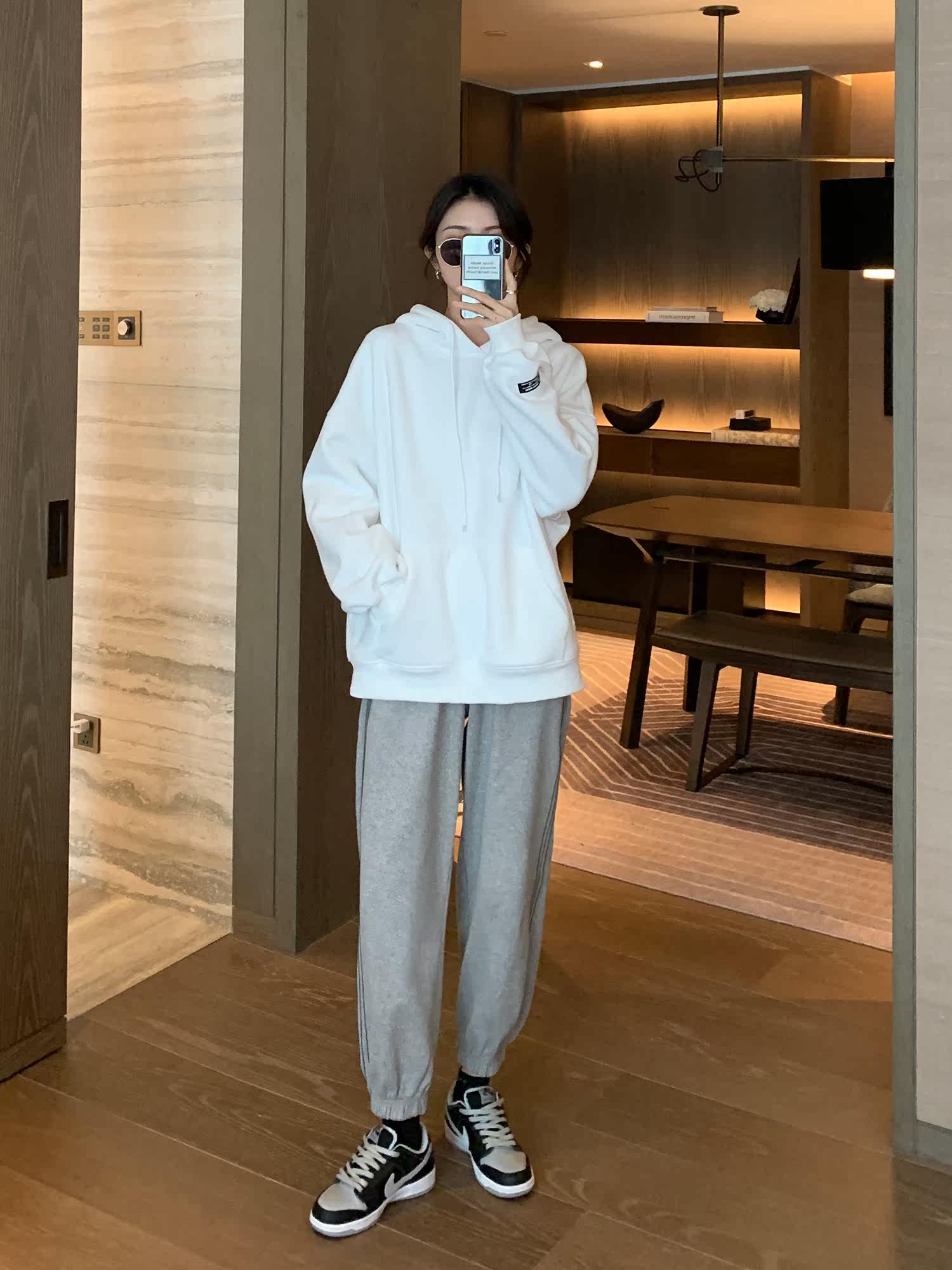 Japanese grey sports pants female loose bunches for spring clothing high waist 100 lap straight cylinder wide leg casual 90% wee pants tide