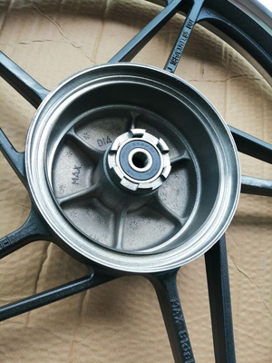 Áp dụng cho Xindazhou Honda Ruimeng SDH125-56-58-65 vòng thép phía trước bánh trước trung tâm bánh trước bằng nhôm bánh xe trống ma sát phần # - Vành xe máy