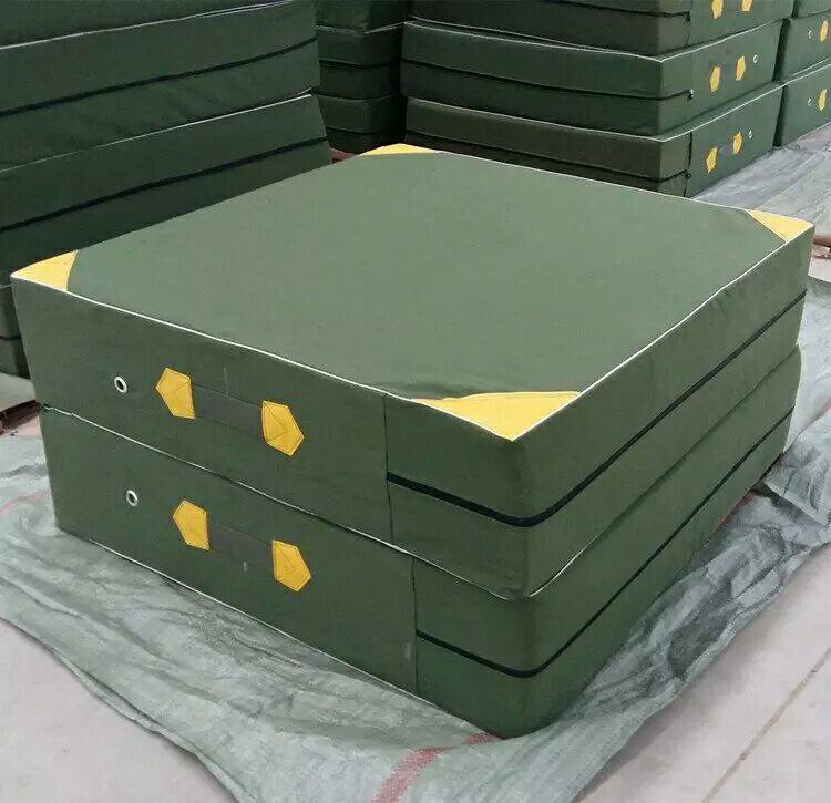 High density air-flip mat imported soft sponge cool rock climbing gymnastics mat can be removed and jumped high mat manufacturer