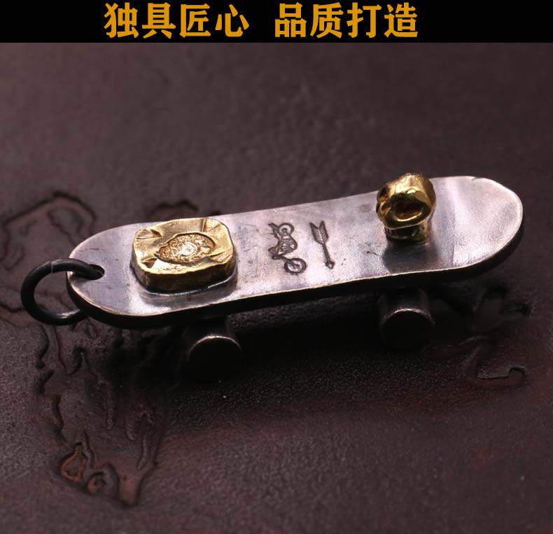 银饰吊坠 艺蚀原创国潮点金滑板吊坠银饰圆珠链百搭男酷朋克百搭手工打造 Art etching