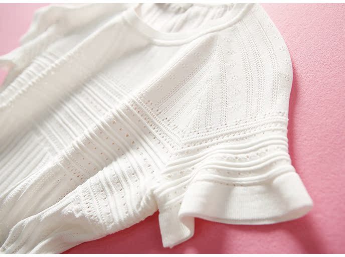 の [E546003] Cười Hange hollow vòng cổ raglan tay áo len top 2018 mùa thu mới các kiểu áo len