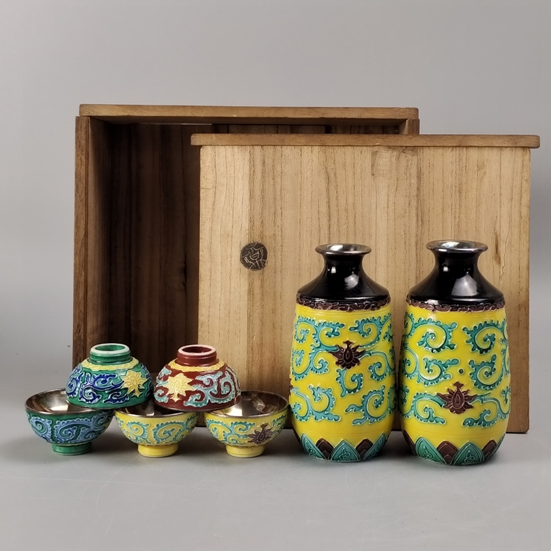銀菜壺 tb191，龜文堂模本八角山水鐵壺（小） 壺身銀鑲嵌座：銀約1.4L 鐵壺
