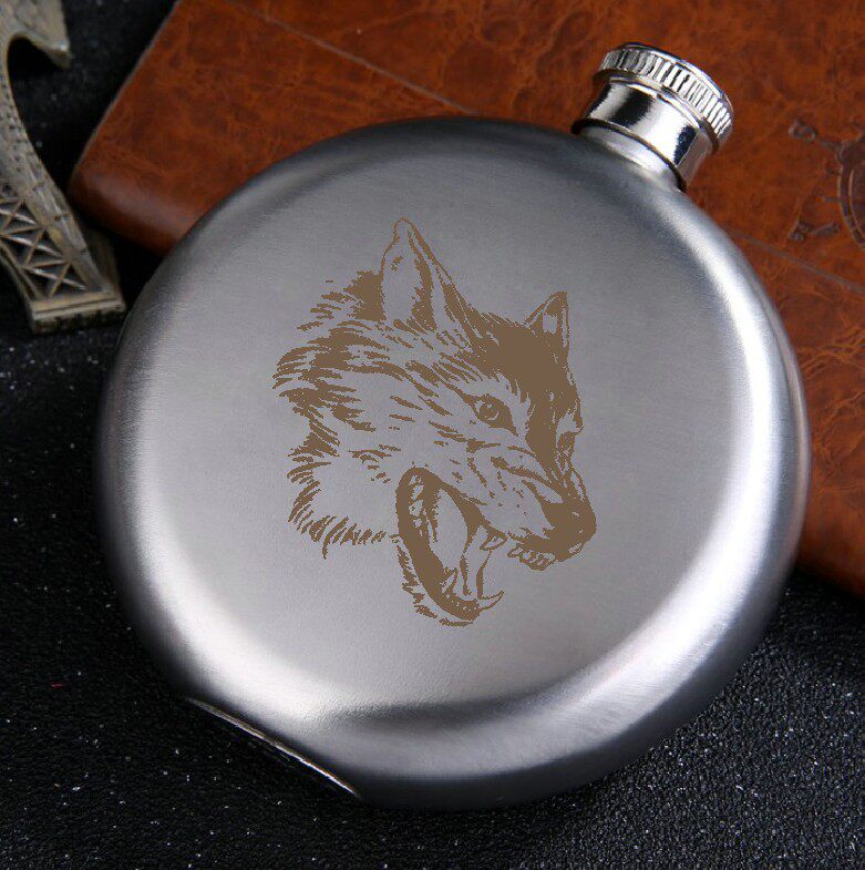 304 stainless steel round wine jug about 3 pairs portable outdoor portable liquor bottle dinner suitable for skin sitting and playing